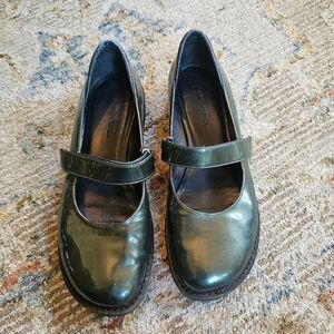 Ramon Tenza Green Patent Leather Velcro Mary Jane's. Size 8 - 8.5, Great Conditi